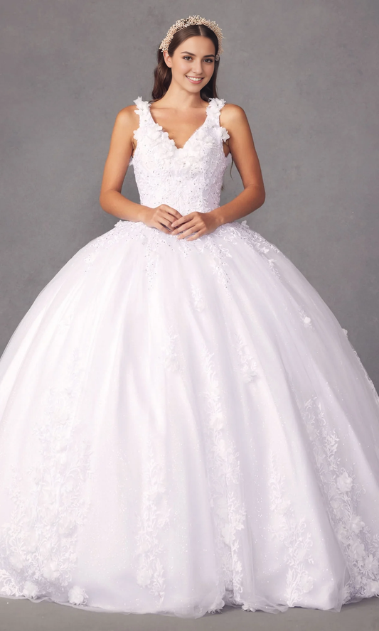 Traditional White Quinceañera Dress Princess Dress Floor Length Sleeveless with Appliques
