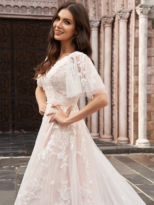 A-Line/Princess Tulle Applique V-neck 1/2 Sleeves Court Train Wedding Dresses