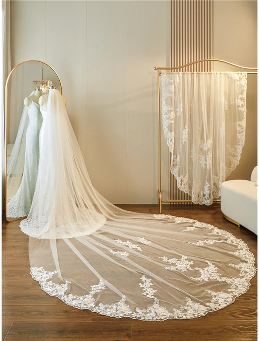 Lace Wedding Veil Cathedral Veils with Embroidery / Appliques / Paillette 137.8 in (350cm) Tulle