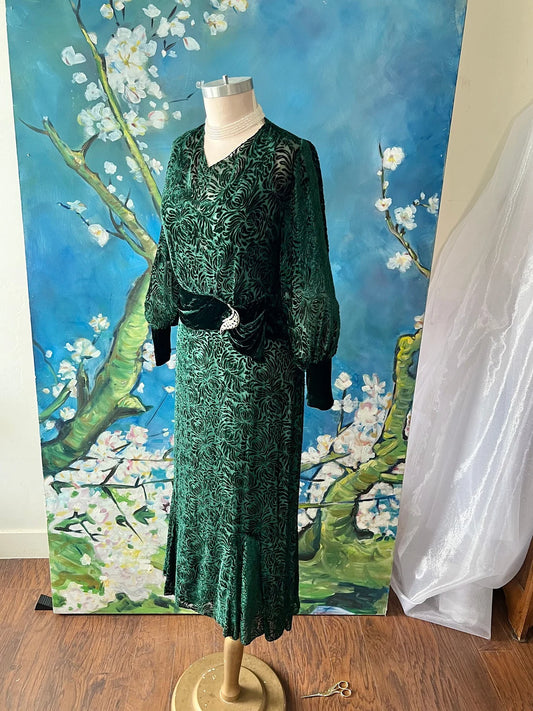 Forest Green Floral Mum Swirl Silk Velvet Dress Bridesmaid Mother of the Bride Dresse