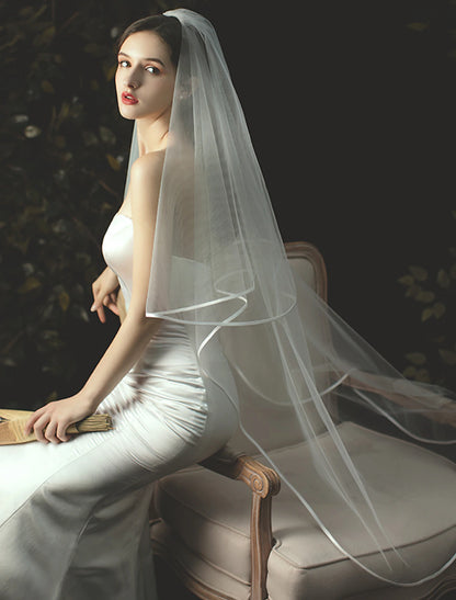 Two-tier Stylish / Classic Wedding Veil Chapel Veils with Solid Tulle