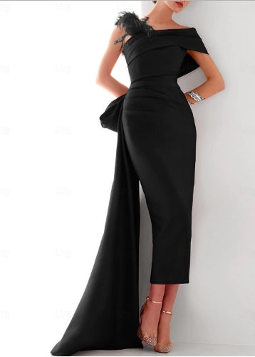 Sheath / Column Evening Gown Formal Sweep / Brush Train Sleeveless One Shoulder Satin with Feather Bow(s)