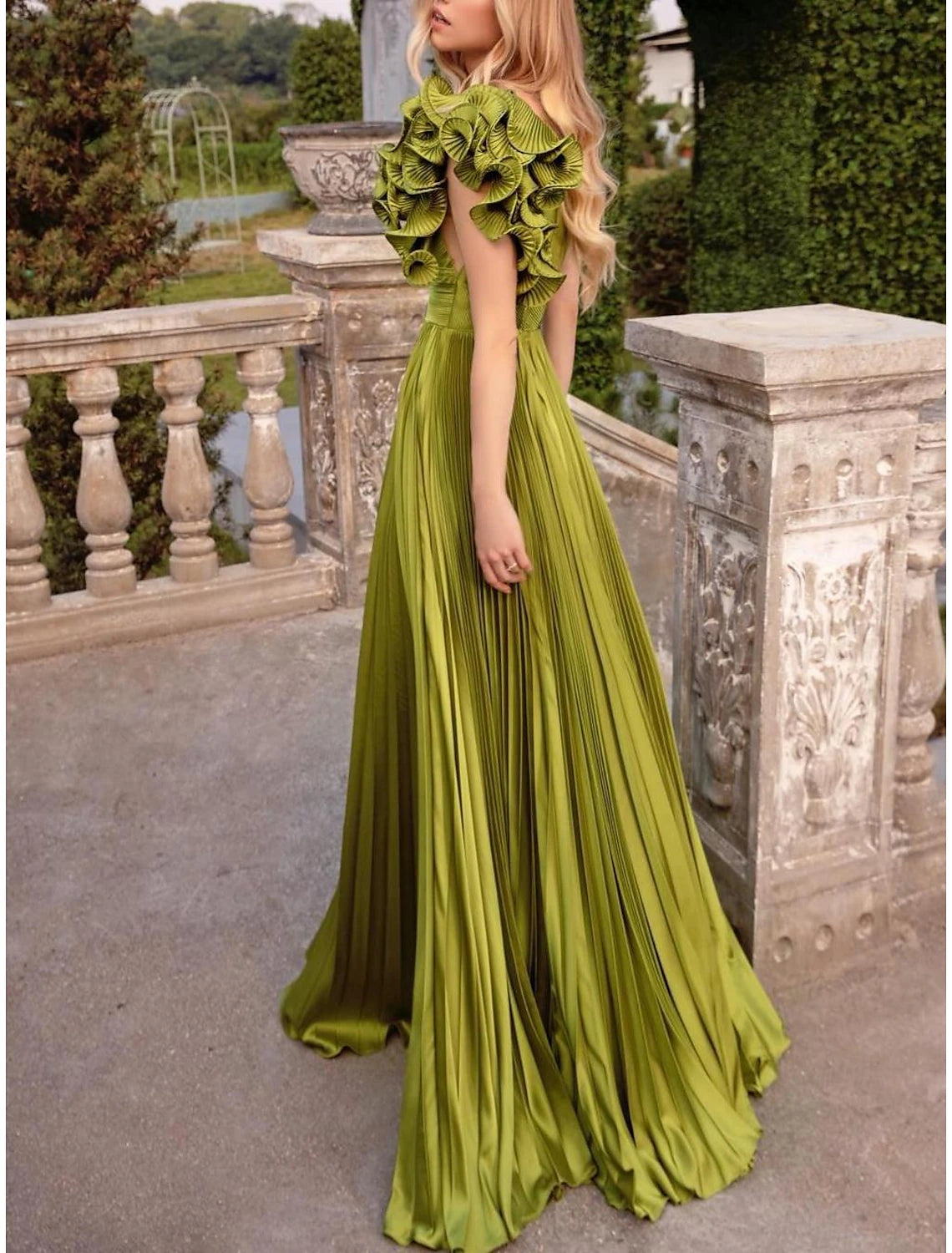 A-Line Evening Gown Formal Wedding Guest Floor Length Sleeveless One Shoulder with Pleats Shouder Flower