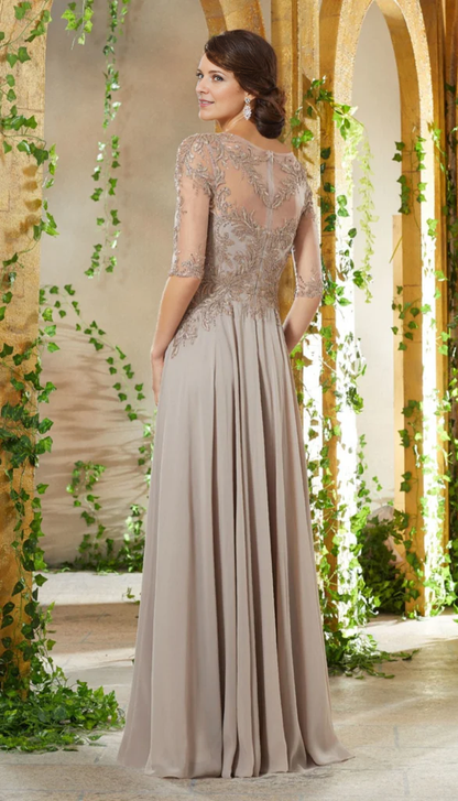 A-Line Chiffon Floor-length Mother of the Bride Dresse With Appliques