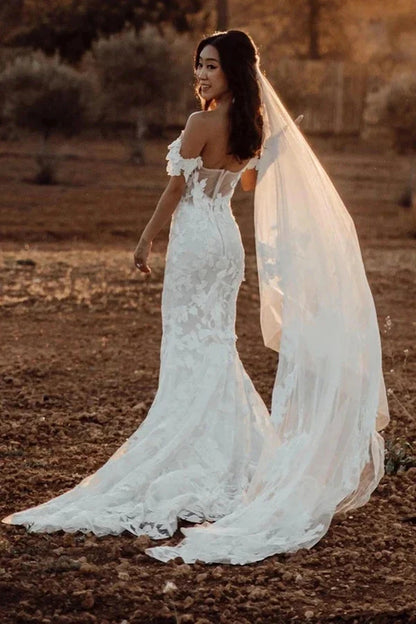 Mermaid Off the Shoulder Tull Applique Wedding Dress