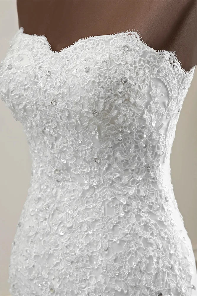 Strapless Lace Appliques Bride Gown Long Mermaid Wedding Gown With Beadings