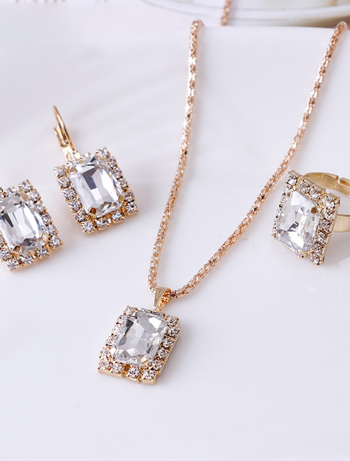 3pcs Rhinestone Alloy Rings 1 Necklace Earrings Women's Elegant Vintage Fashion Geometrical Geometric Jewelry Set