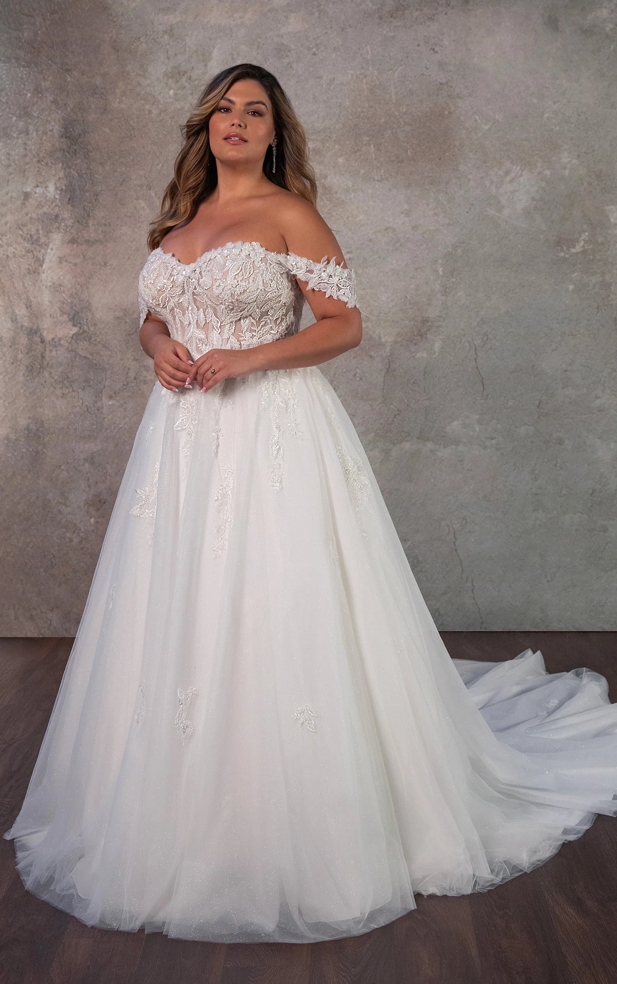 Romantic Off-the-Shoulder A-Line Wedding Dress with Sweetheart Neckline