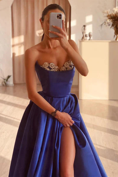 Royal blue sleeveless A-line evening prom dress with sweetheart neckline and split beads