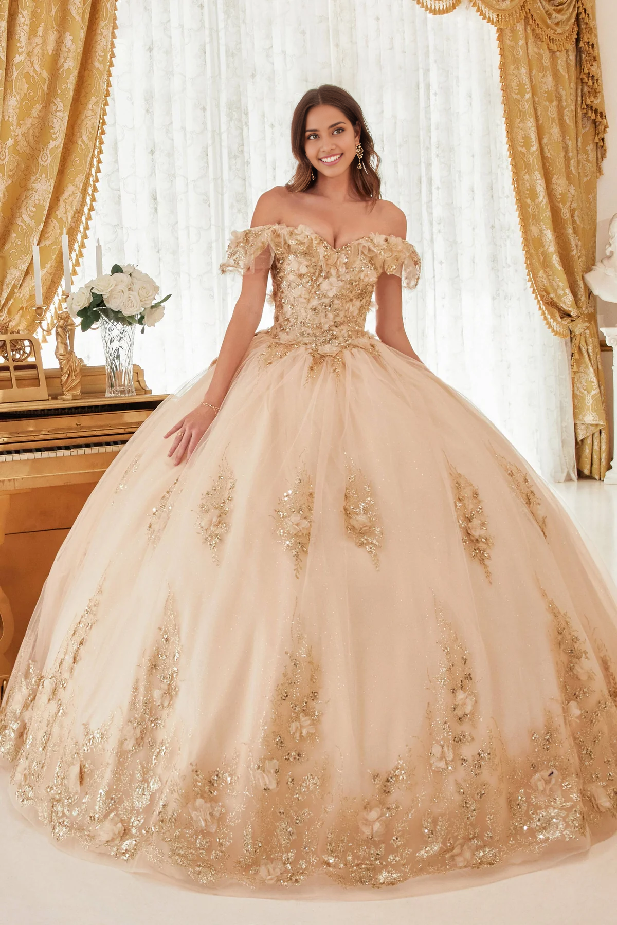 Sparkling Quinceanera Ball Gown Princess Dress Floor Length Sleeveless Off Shoulder with Appliques