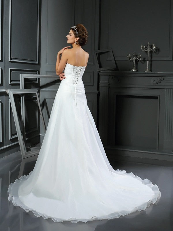 A-Line/Princess Sweetheart Ruched Sleeveless Long Satin Wedding Dresses