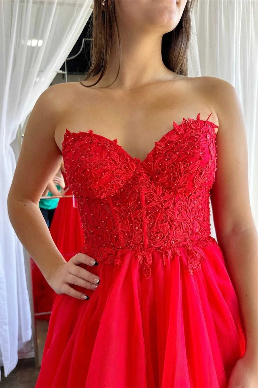 Red Tulle Appliques Sweetheart Ruffle Long Prom Dress