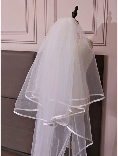 Vintage / Wedding Veil Cathedral Veils with Tier 137.8 in (350cm) Tulle