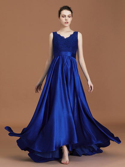 A-Line/Princess V-neck Sleeveless Satin Asymmetrical Lace Bridesmaid Dress