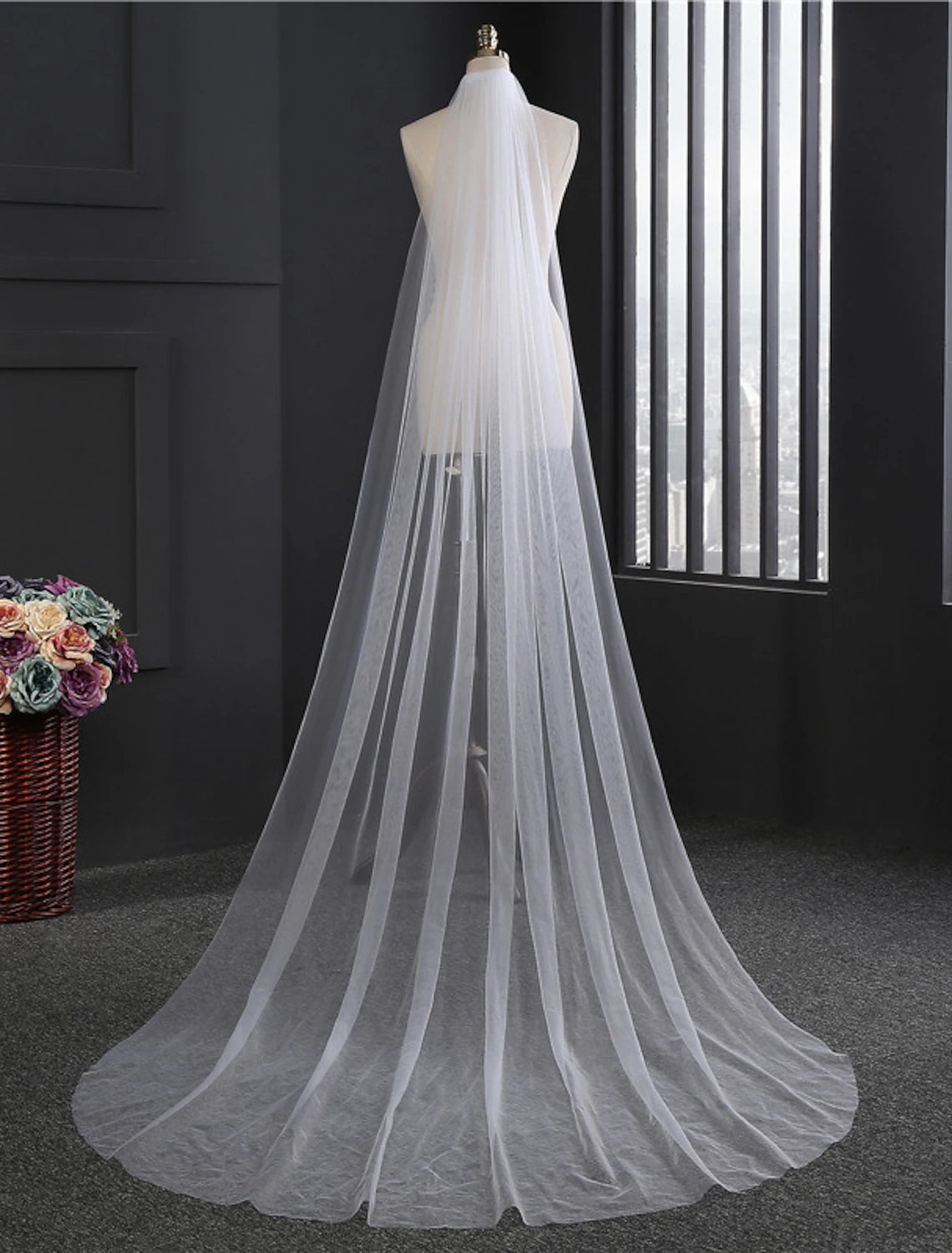 Wedding Veil Chapel Veils with Flower Comb Tulle / Angel cut / Waterfall