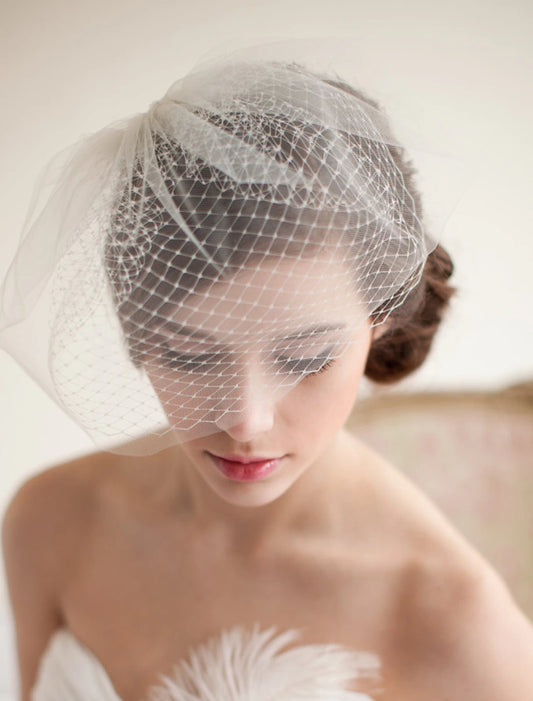 Vintage Style Wedding Veil Blusher Veils / Birdcage Veils with Pure Color Tulle