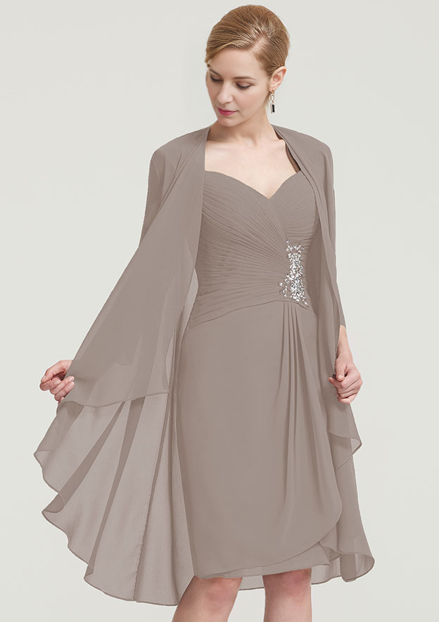 Sheath/Column Scalloped Neck 3/4 Sleeve Knee-Length Chiffon Mother of the Bride Dress With Pleated Beading Appliqued