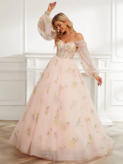 Ball Gown Sweetheart Embroidery Tulle Long Prom Dresses With Detachable Shawl