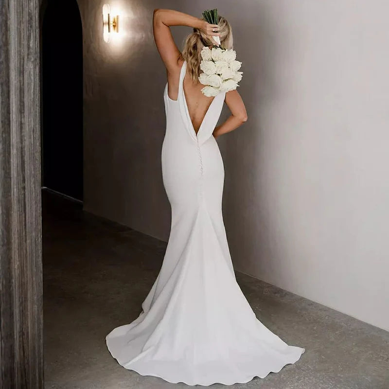 White Detachable Drape Back V-neck Trumpet Satin Wedding Dresses
