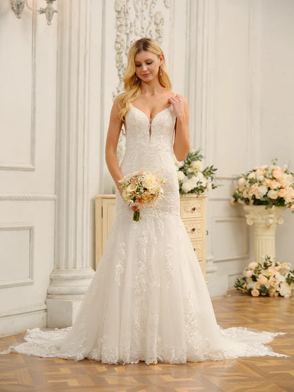 Trumpet/Mermaid Spaghetti Straps Sleeveless Long Wedding Dresses With Appliques