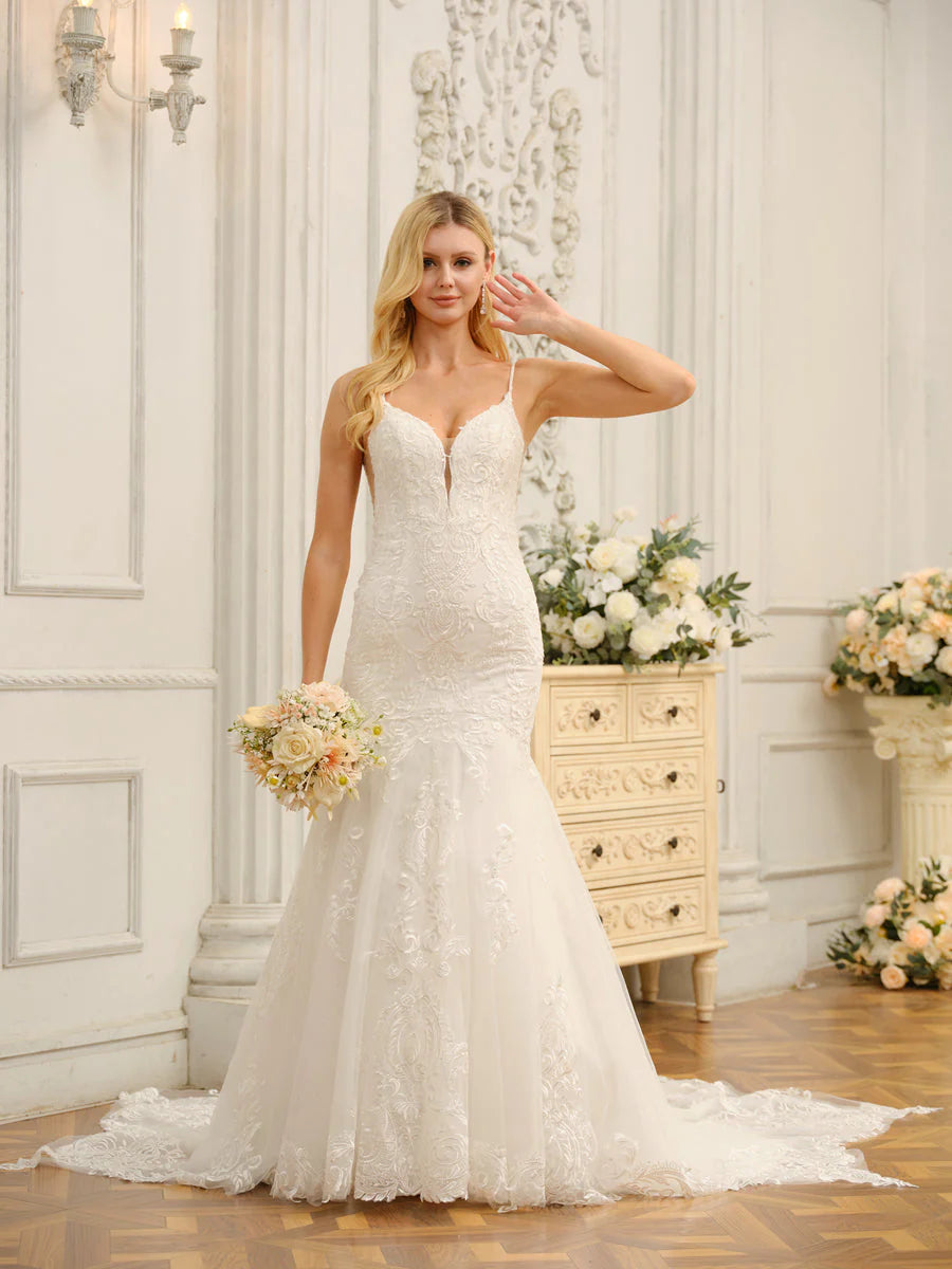 Trumpet/Mermaid Spaghetti Straps Sleeveless Long Wedding Dresses With Appliques