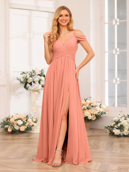 A-Line/Princess Spaghetti Straps Long Wedding Party Dresses With Split Side & Pockets