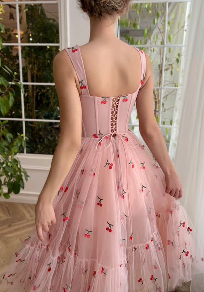 A-line Cherry Lace Appliques Prom Dresses for Women Tulle Wedding Dress lovely Long Skirt