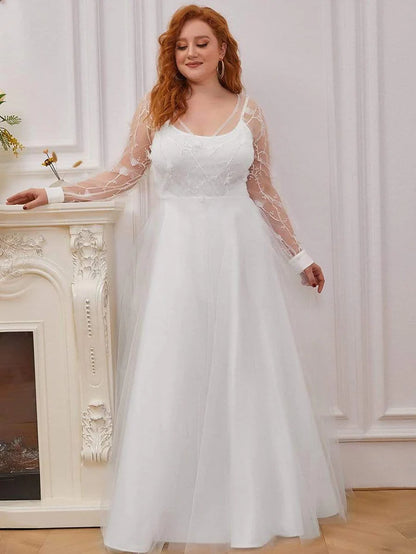 Romantic A-Line Tulle Wedding Dress with Lace Decoration