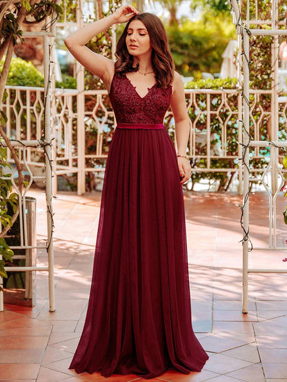 Women's A-Line V-Neck Floral Lace Appliques Bridesmaid Dress