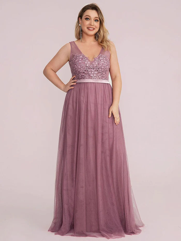 Women's A-Line V-Neck Floral Lace Appliques Bridesmaid Dress