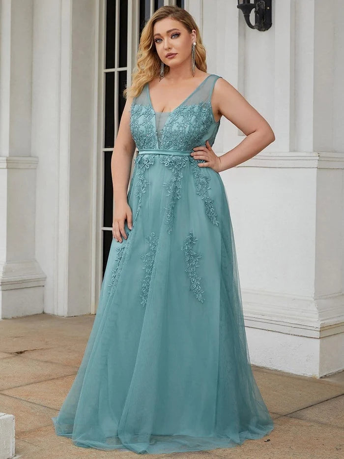 Elegant Sleeveless Applique Flowy Tulle Evening Dress