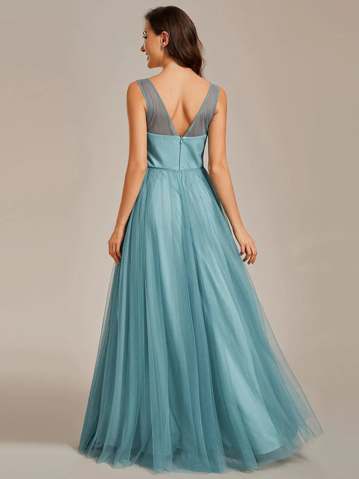 Elegant V-Neck Applique Maxi Bridesmaid Dress