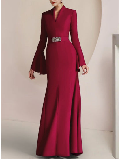 A-Line Mother of the Bride Dress Wedding Guest Party Elegant V Neck Floor Length Stretch Chiffon Long Sleeve with Pleats Crystal Brooch