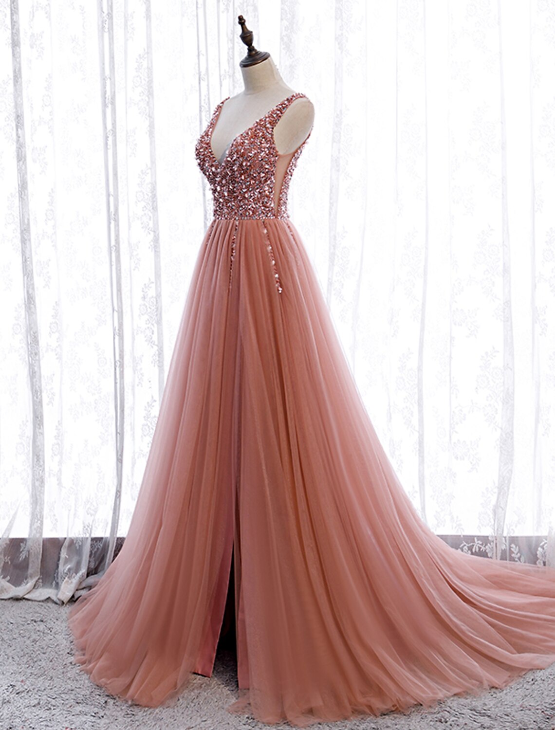 A-Line Prom Dresses Elegant Dress Wedding Guest Party Wear Court Train Sleeveless V Neck Polyester with Pearls Embroidery