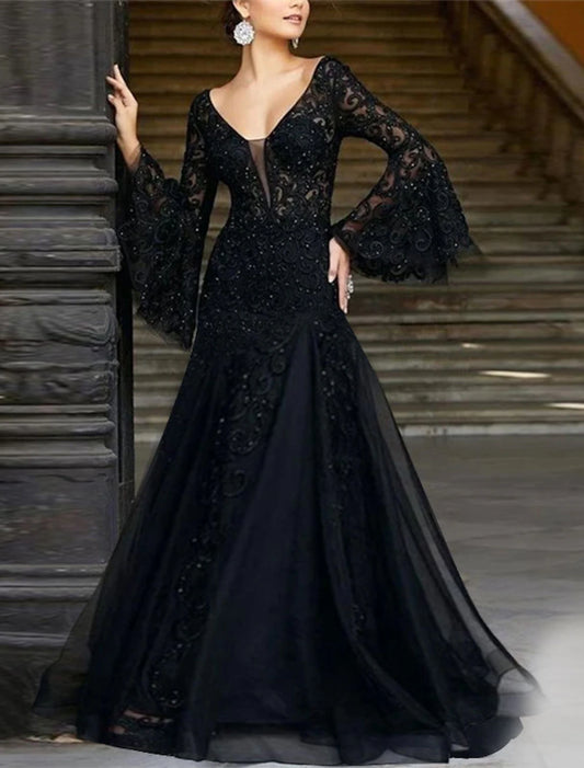 A-Line Evening Gown Black Dress Vintage Formal Wedding Guest Floor Length Long Sleeve V Neck Lace with Appliques