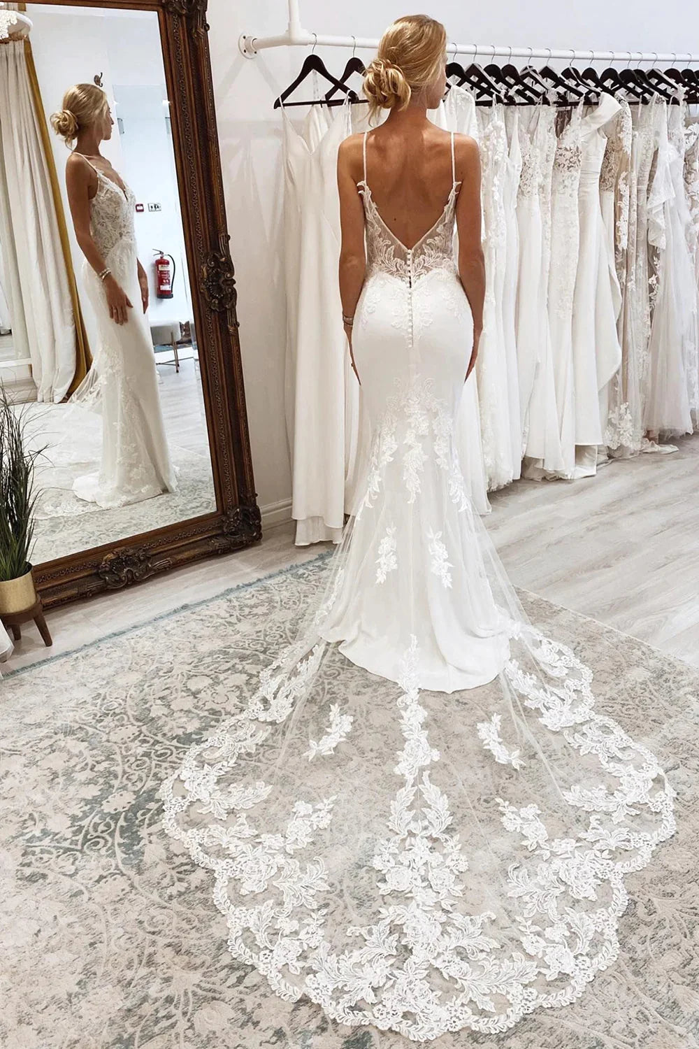 Mermaid V Neck Spaghetti Straps Satin Wedding Dresses with Lace