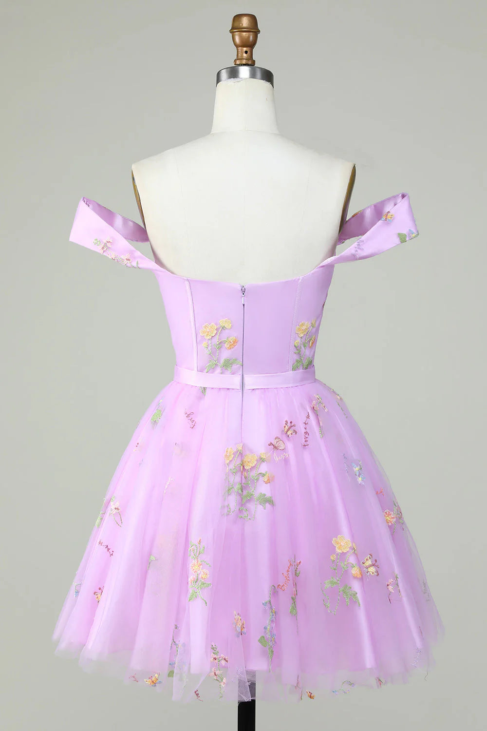 A Line Sweetheart Homecoming Dress with Embroidery