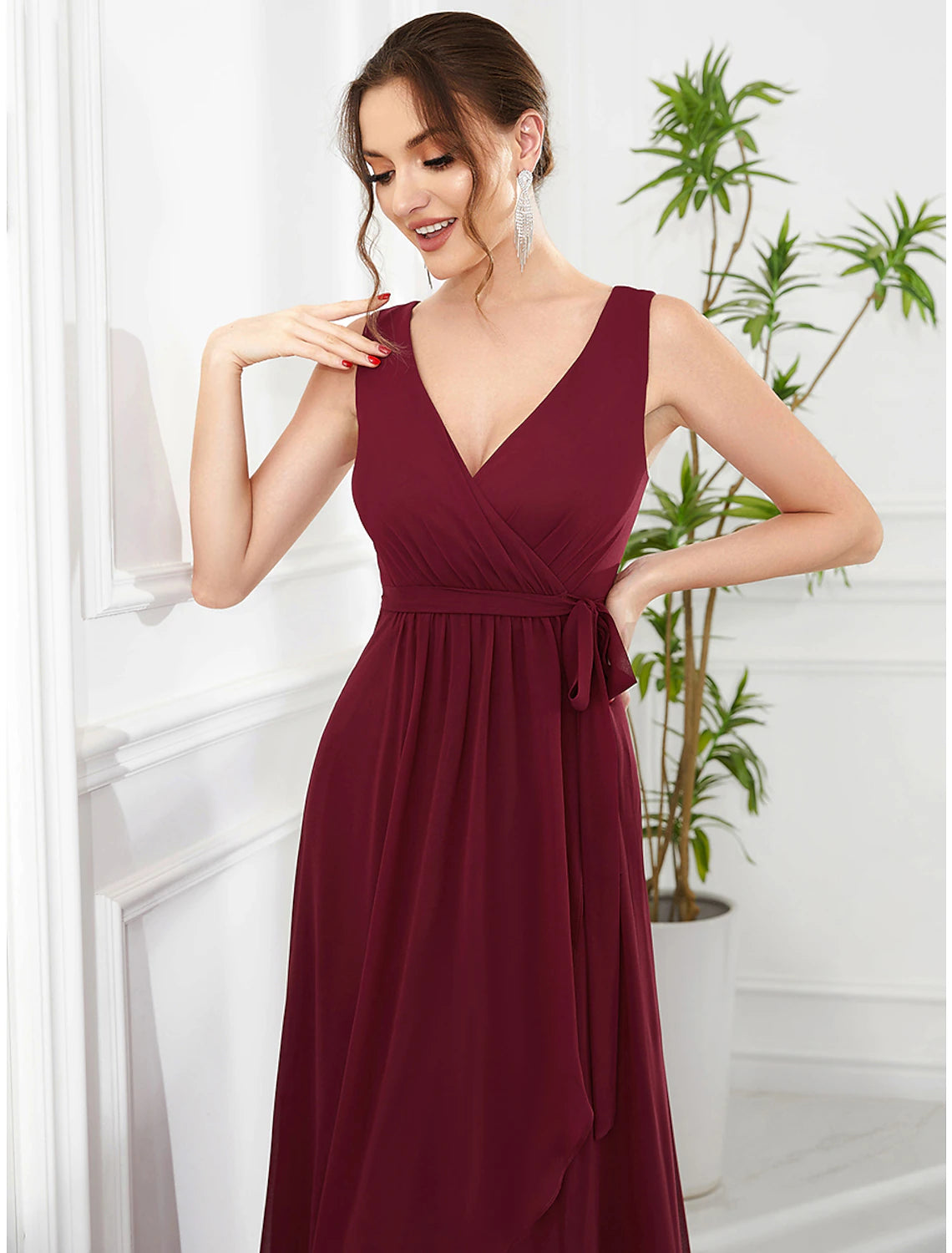 A-Line Wedding Guest Dresses Elegant Dress Party Wear Wedding Party Asymmetrical Sleeveless V Neck Bridesmaid Dress Chiffon with Ruffles Strappy