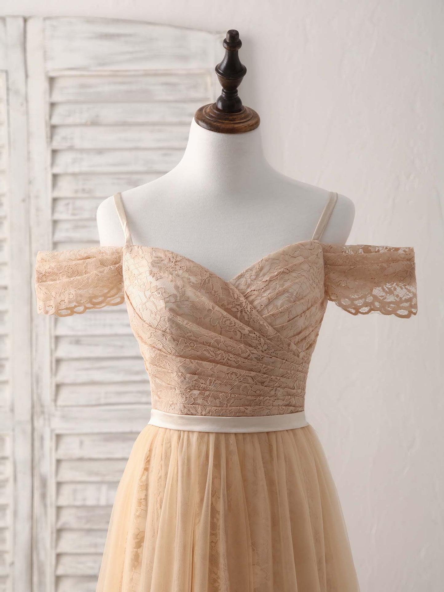 Champagne Tulle Lace Bridesmaid Dress Off Shoulder Floor-length Prom Dresses