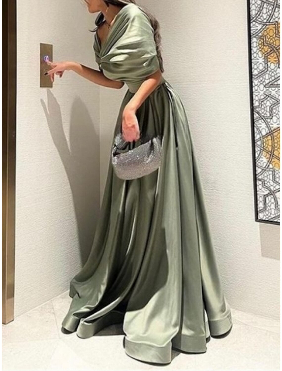 A-Line Evening Gown Elegant Dress Formal Floor Length Christmas Red Green Dress Short Sleeve Off Shoulder Satin with Pleats Ruched