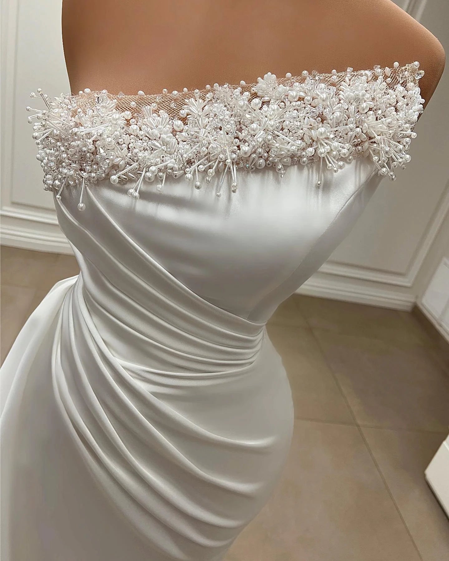 Mermaid Satin Wedding Dress Long Strapless Dress With Pearls