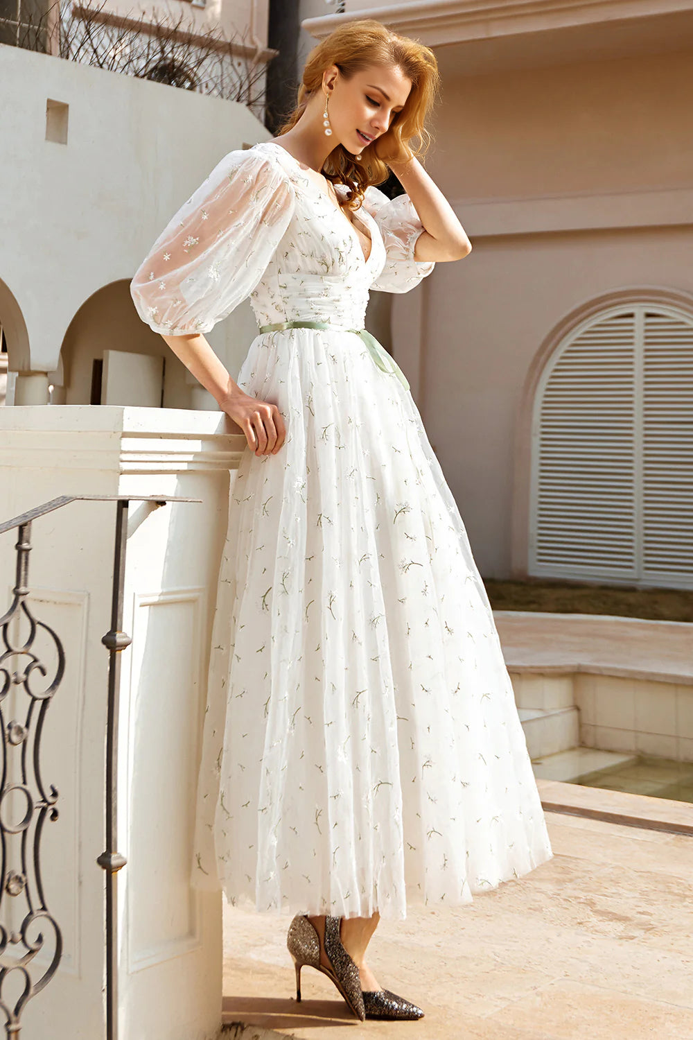 A-Line Print Lovely Tulle Midi V-neck Wedding Dress