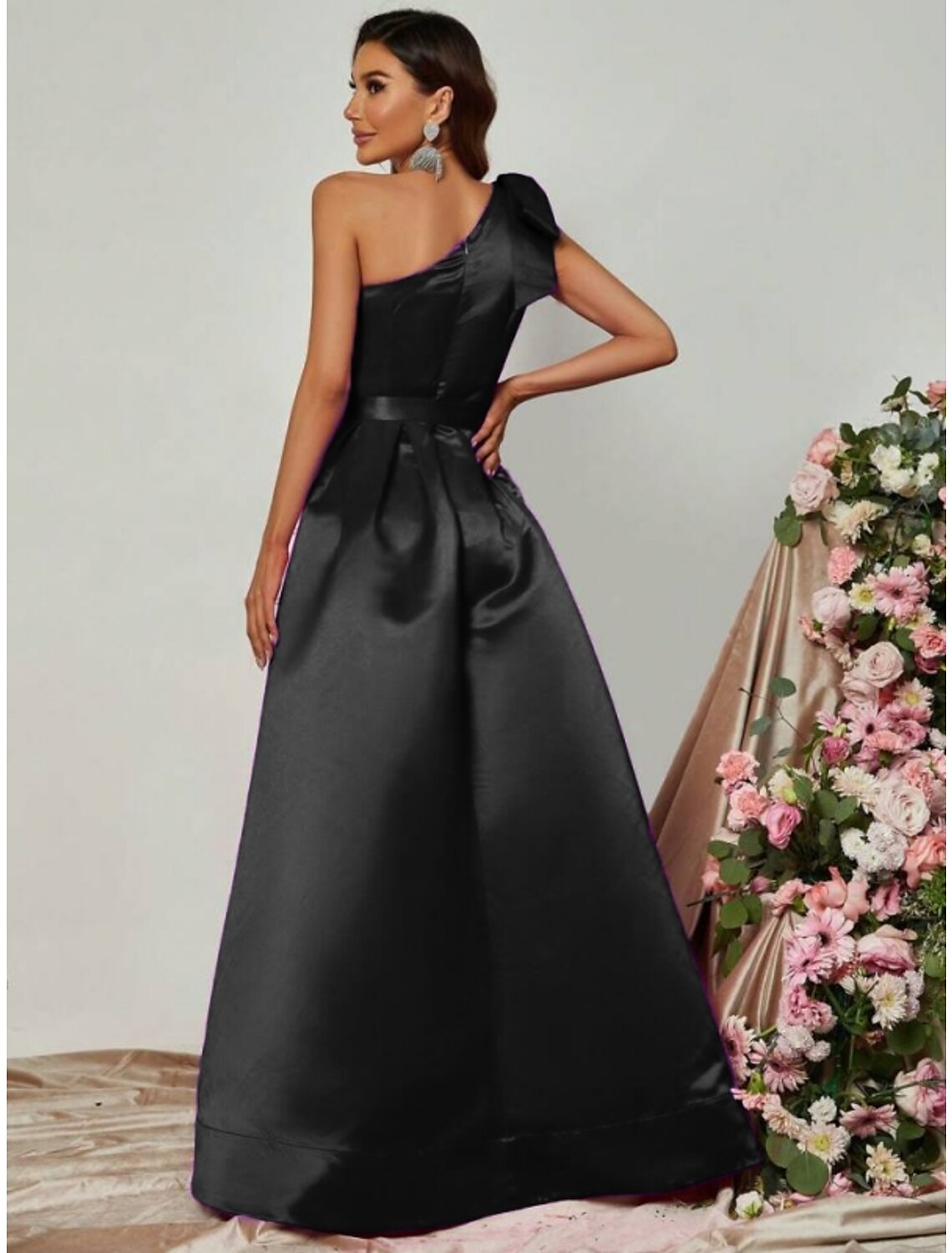 A-Line Evening Gown Party Dress Formal Fall Floor Length Sleeveless One Shoulder Satin with Pleats Slit Strappy