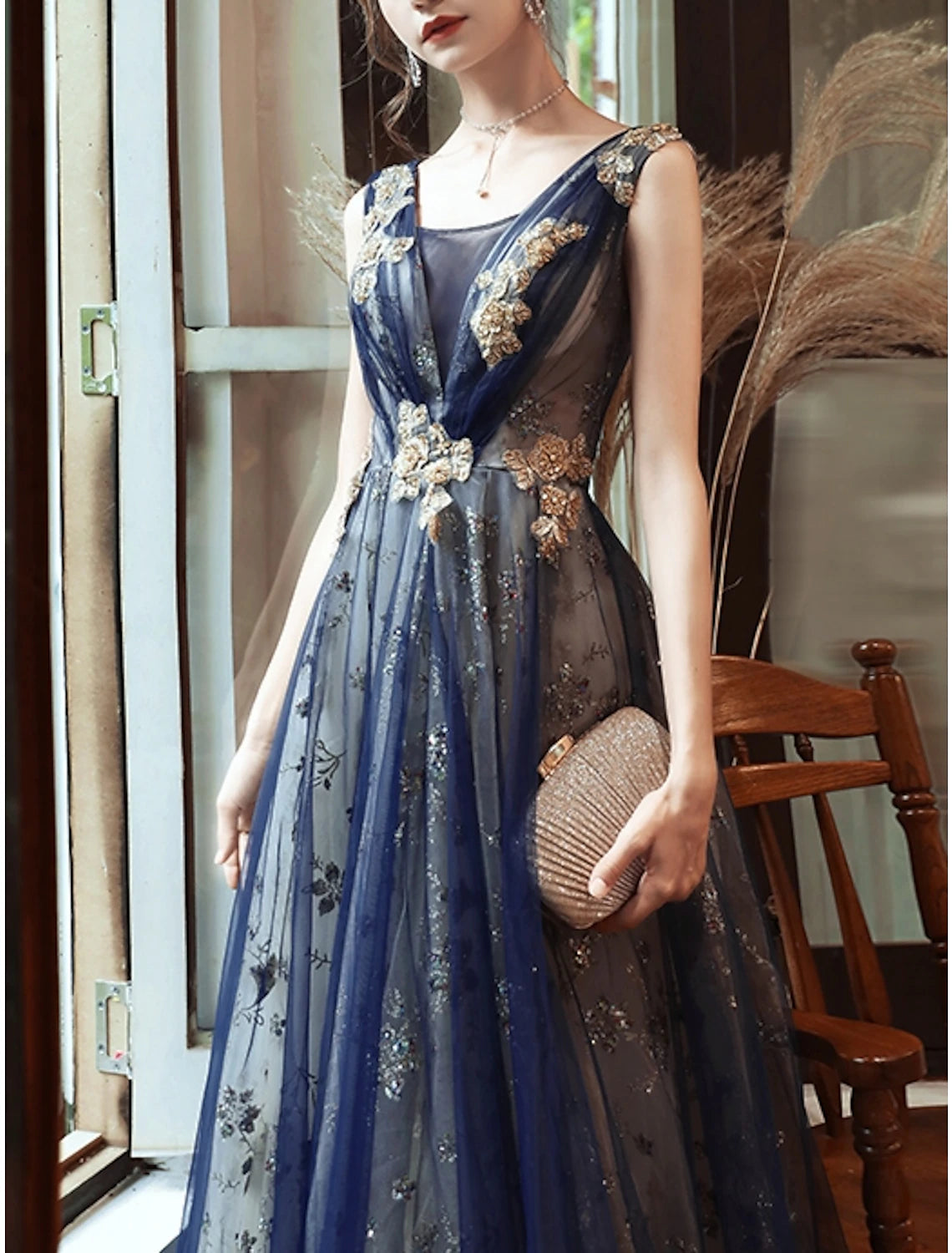 A-Line Prom Dresses Glittering Dress Evening Party Wedding Guest Floor Length Sleeveless Scoop Neck Organza with Sequin