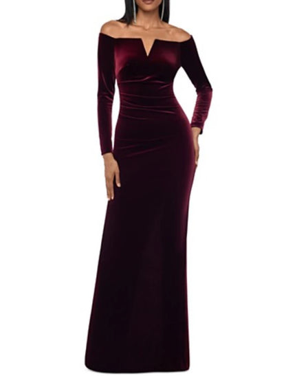 A-Line Mother of the Bride Dress Formal Wedding Guest Party Elegant Off Shoulder Floor Length Velvet Long Sleeve with Ruched