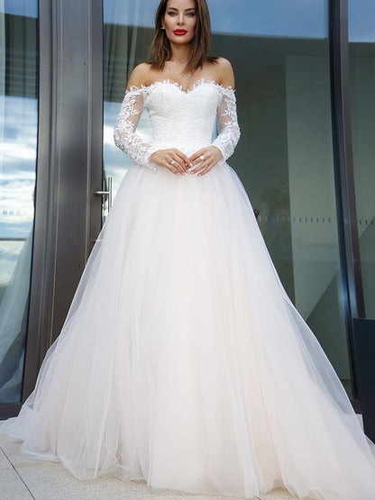 A-Line/Princess Long Sleeves Tulle Applique Off-the-Shoulder Court Train Wedding Dresses