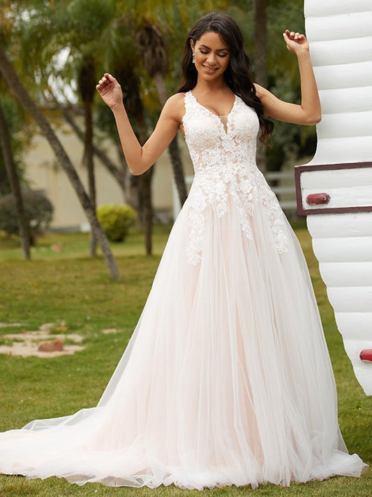 A-Line/Princess Tulle Lace V-neck Sleeveless Court Train Wedding Dresses
