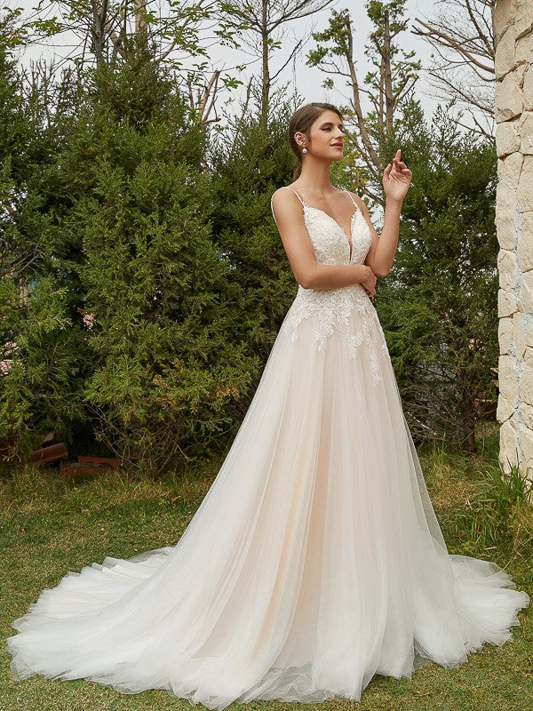 A-Line/Princess Tulle Applique V-neck Sleeveless Court Train Wedding Dresses