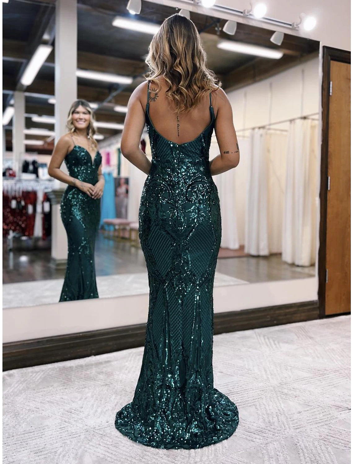 Mermaid / Trumpet Prom Dresses Sparkle & Shine Dress Formal Sweep / Brush Train Sleeveless V Neck Sequined Backless with Sequin