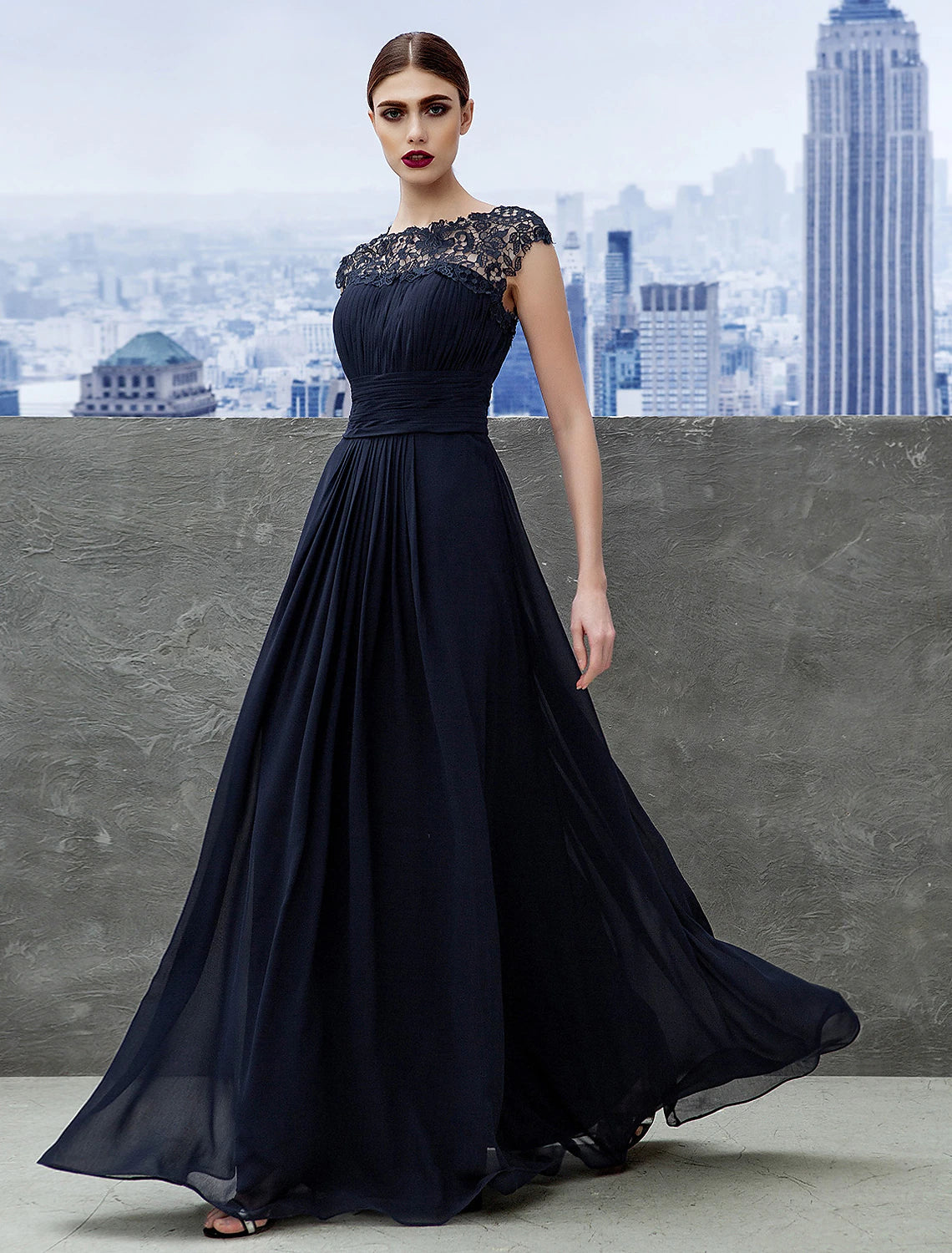 A-Line Evening Gown Empire Dress Wedding Guest Formal Evening Floor Length Short Sleeve Boat Neck Bridesmaid Dress Chiffon with Ruched Lace Insert